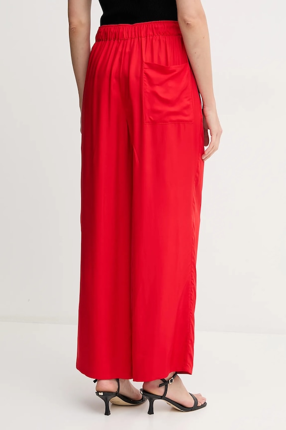 Oblečenie Nohavice Calvin Klein LV044B932G červená