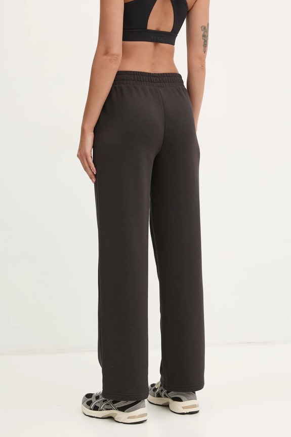 Odjeća Donji dio trenirke Puma Essential Logo 684979 crna
