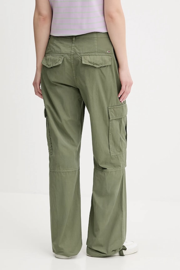 Oblačila Hlače Tommy Jeans DW0DW20350 zelena