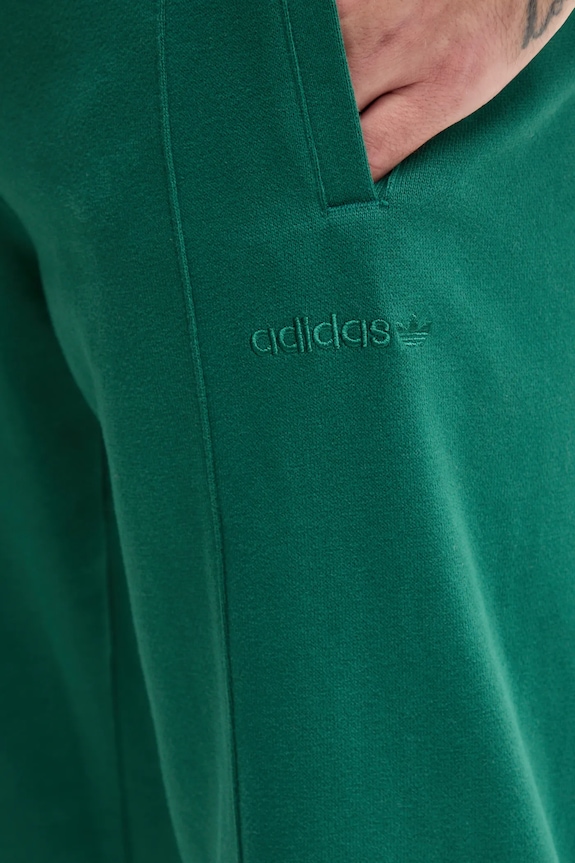 Tepláky adidas Originals PRE - LOVED PNT zelená JC8356