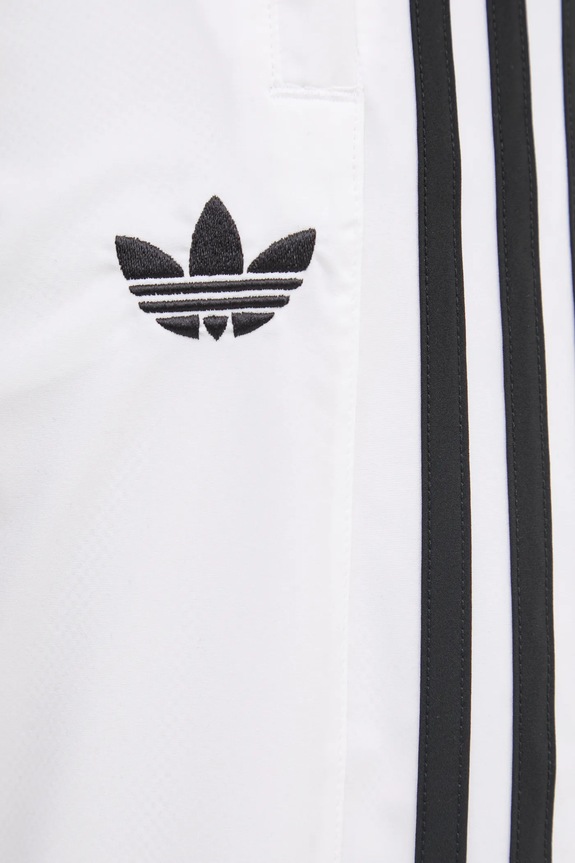 adidas Originals spodnie TEAMGEIST TP biały JP1119