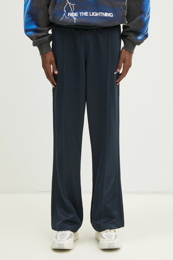 adidas Originals spodnie dresowe Flare Pant gładkie granatowy JC8382