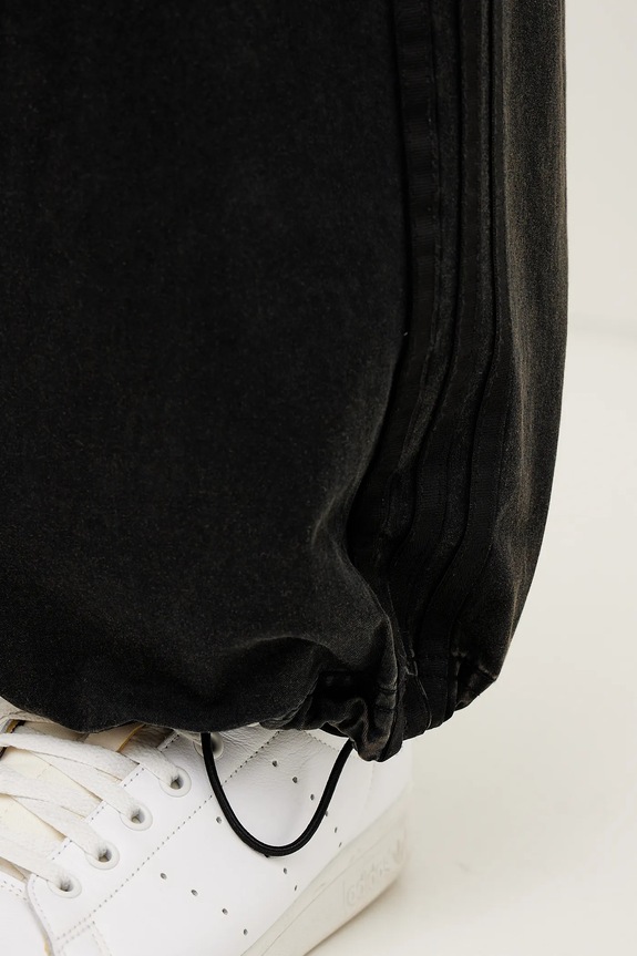 adidas Originals pantaloni in cotone CARGO PANTS JY6293