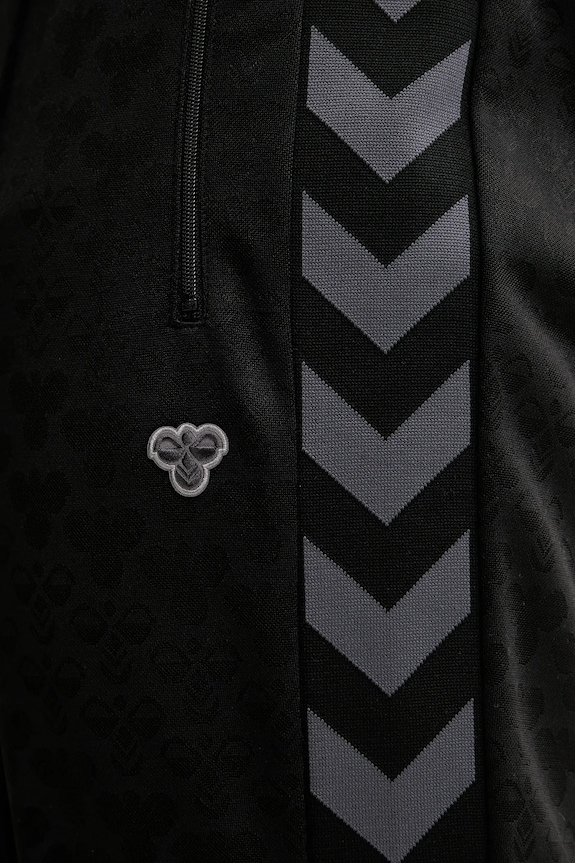 Tepláky Hummel čierna 227579