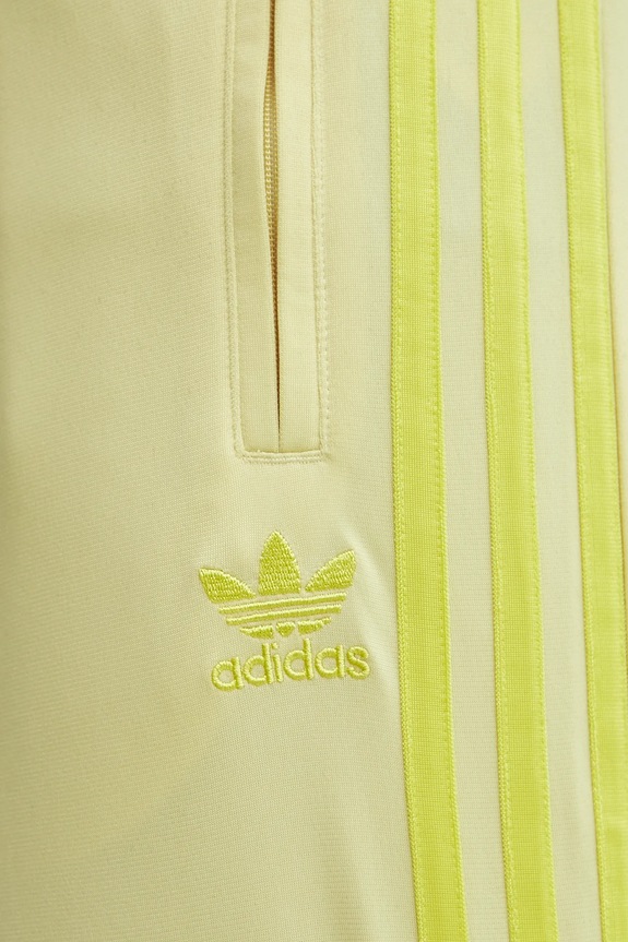 adidas Originals pantaloni de trening Firebird JP2537 galben