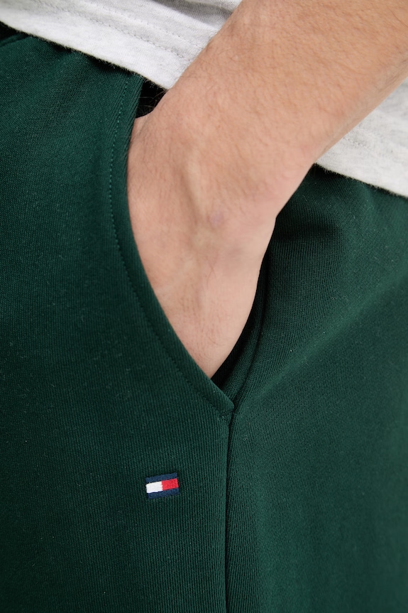 Tommy Hilfiger teplákové nohavice pánske bavlnené zelená MW0MW37236