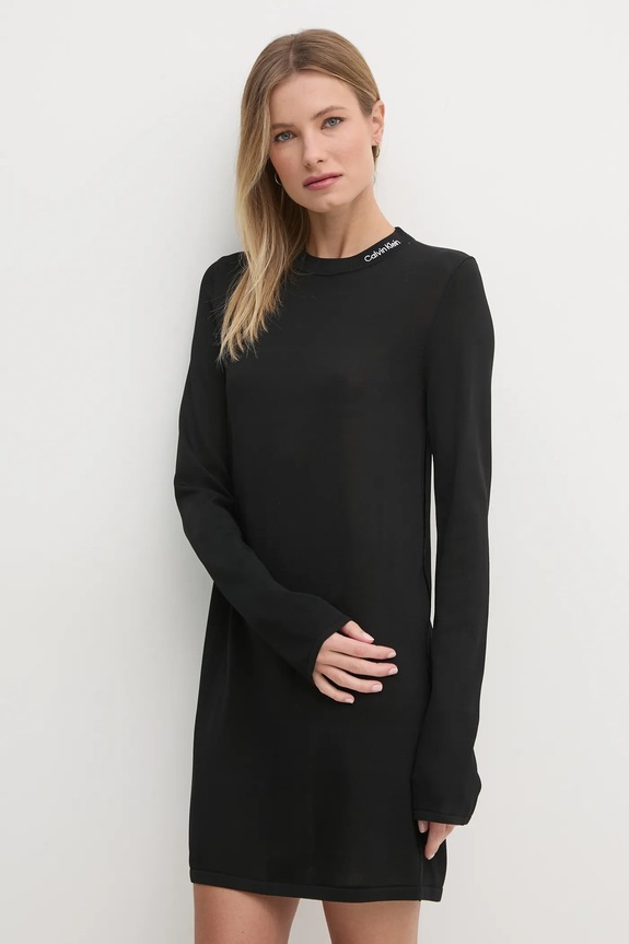 Šaty Calvin Klein Jeans nášivka čierna J20J224831