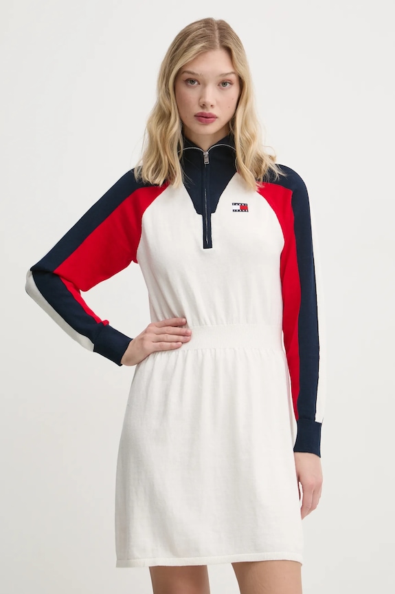 Šaty z vlněné směsi Tommy Jeans mini béžová DW0DW19467