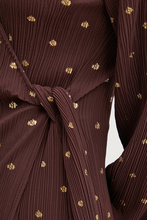 Haljina Never Fully Dressed Plisse NFDDR1932 smeđa