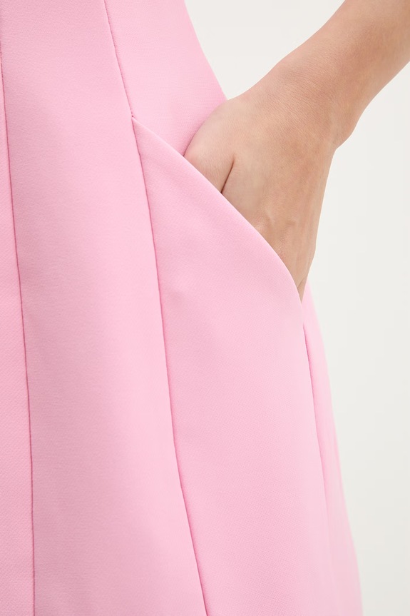 Šaty Bardot NEVELLE 59857DB růžová