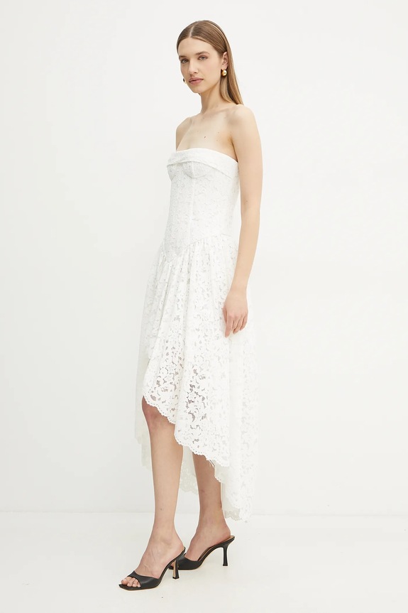 Šaty Bardot 59843DB bílá SS25