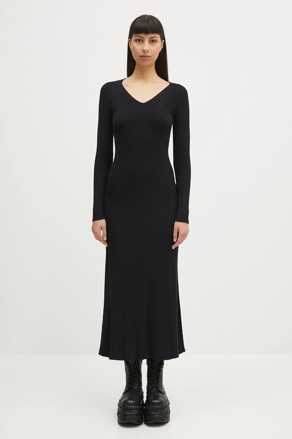Šaty Samsoe Samsoe Sacheryl V-Neck s elastanem černá F25100046