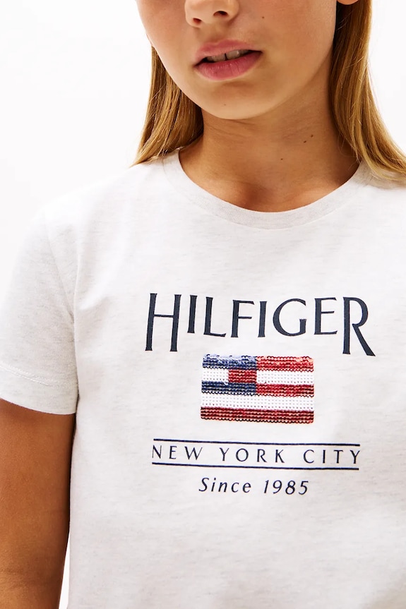 Dievča Dievčenské bavlnené šaty Tommy Hilfiger KG0KG08563.116.122.PPYA biela