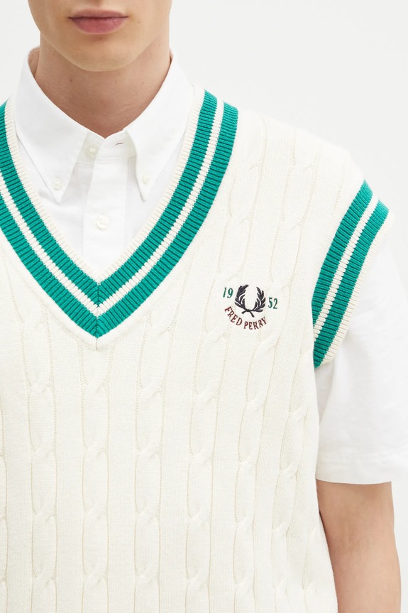 Безрукавка Fred Perry бежевый K9721.560