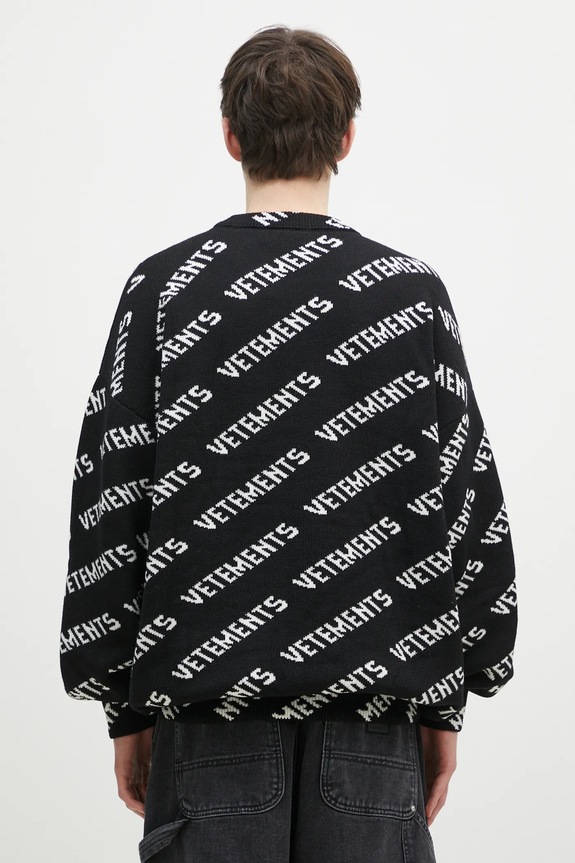 Clothing VETEMENTS woolen jumper Monogram UA66KN150B black