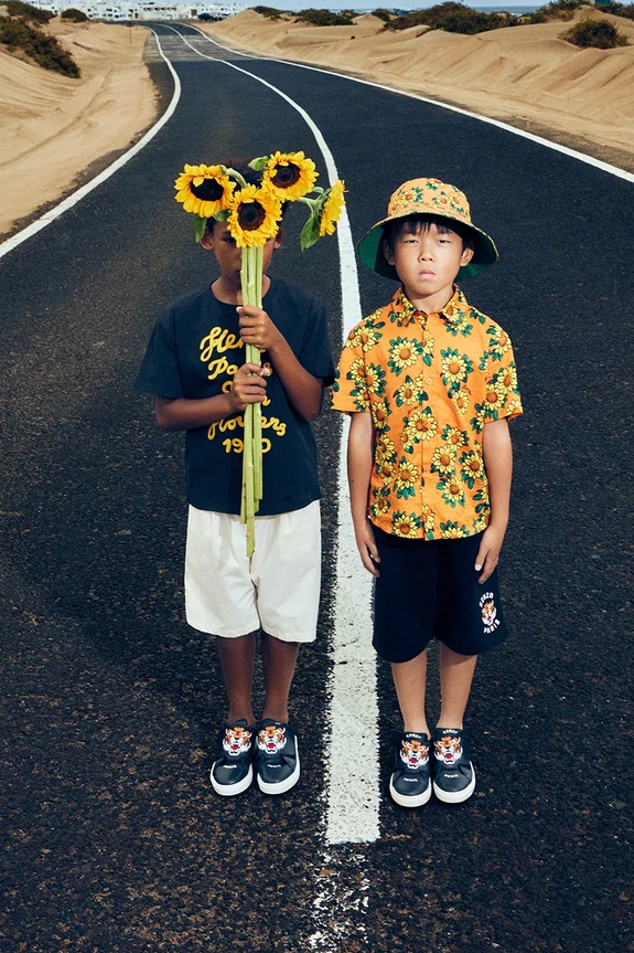 Chłopiec Kenzo Kids szorty bawełniane dziecięce K61122.162 niebieski