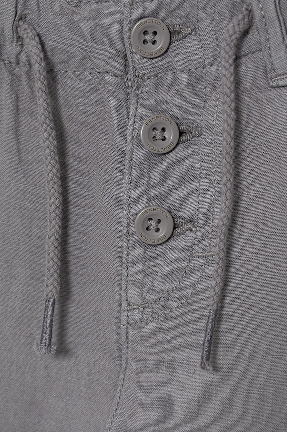 Chlapec Detské šortky s ľanovou prímesou United Colors of Benetton 41DAG902X.P.Seasonal sivá