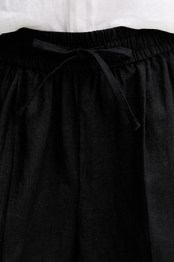 United Colors of Benetton pantaloni scurți din in negru 4AGHD901T