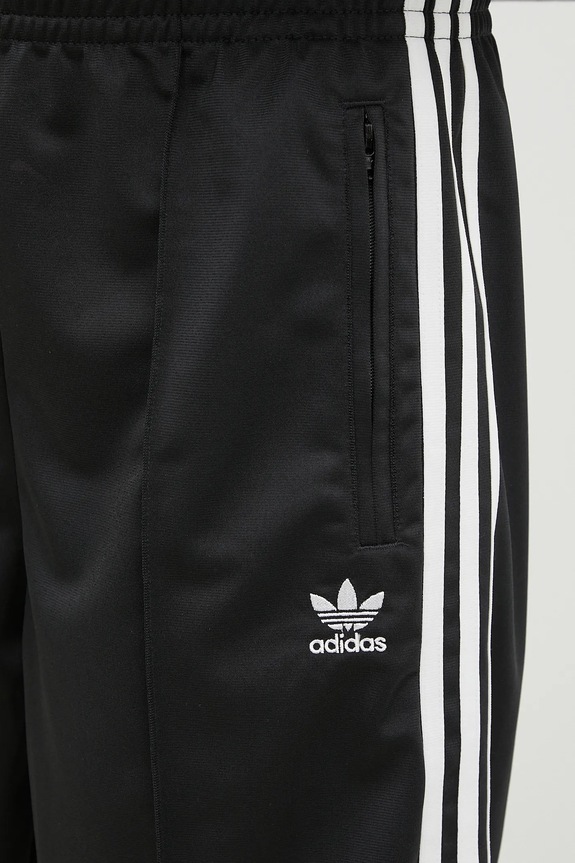 Σορτς adidas Originals Firebird μαύρο JD0286