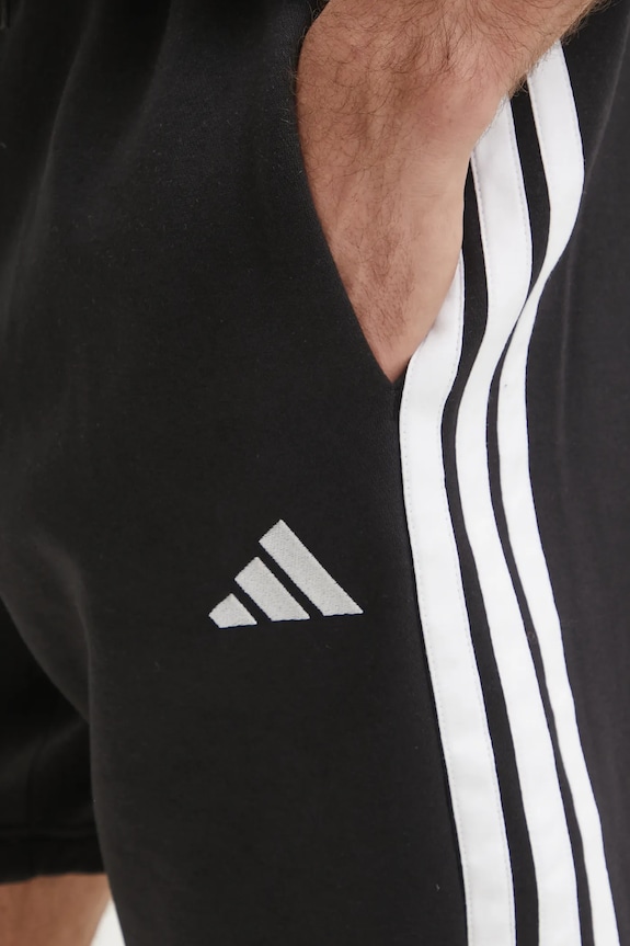 Kratke hlače adidas Essentials črna JD1855
