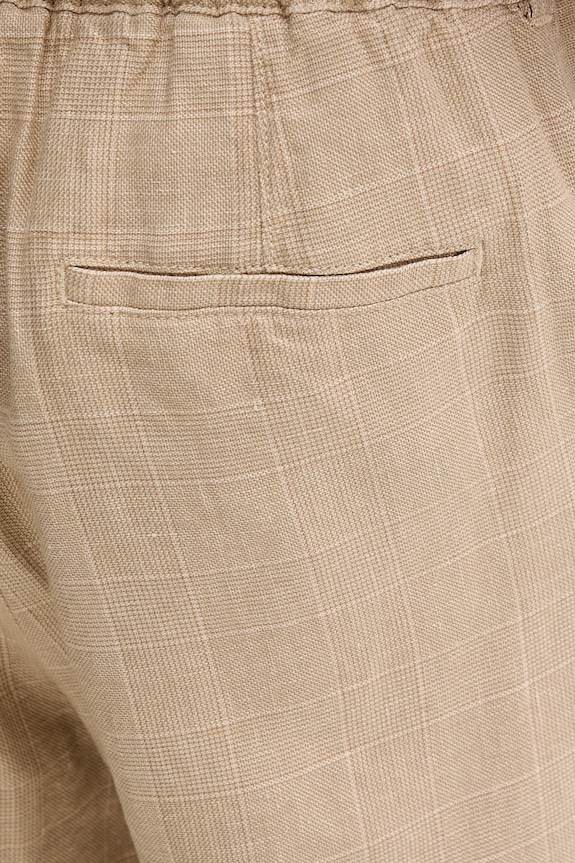 United Colors of Benetton pantaloncini in lino beige 43B3U9010