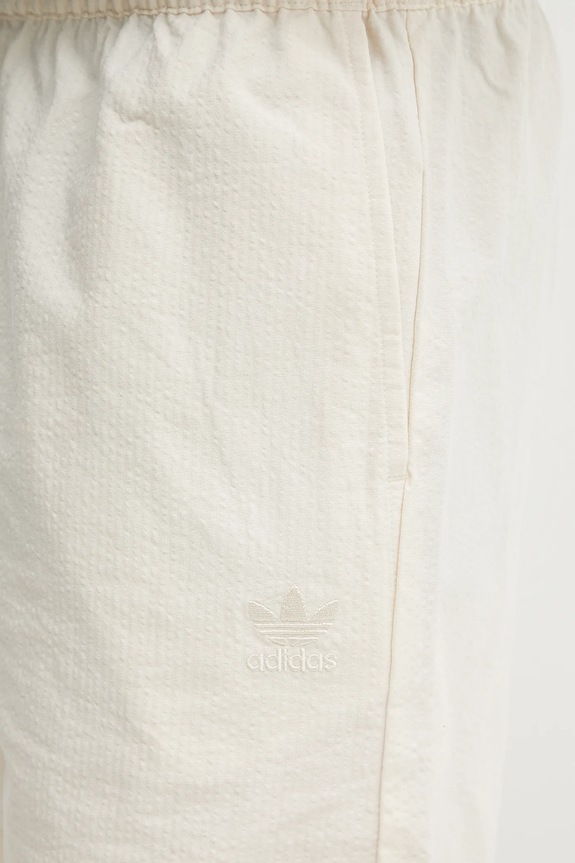 Памучен къс панталон adidas Originals Essential бежов JD2461
