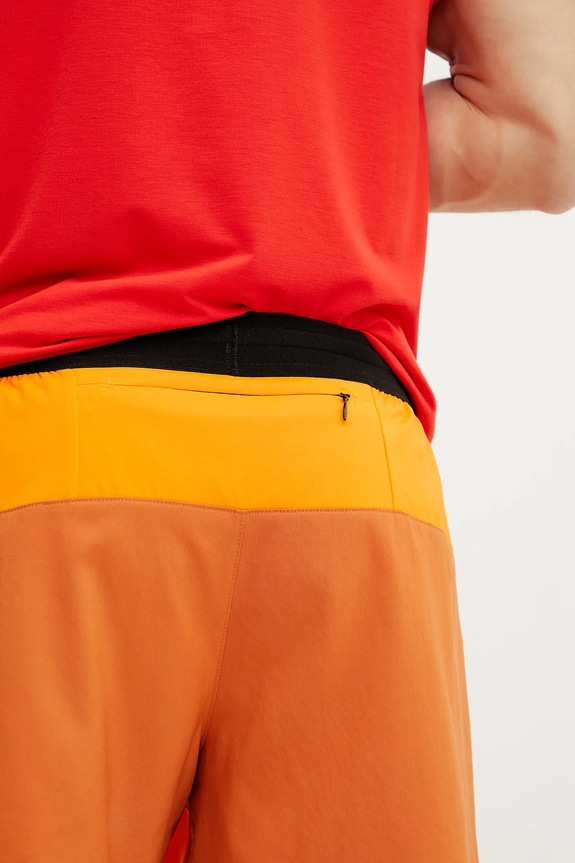 The North Face szorty sportowe Breeze pomarańczowy NF0A892N58B1