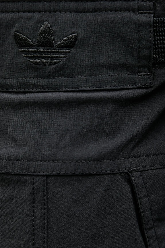 Σορτς adidas Originals P ESS C Shorts μαύρο JD2107