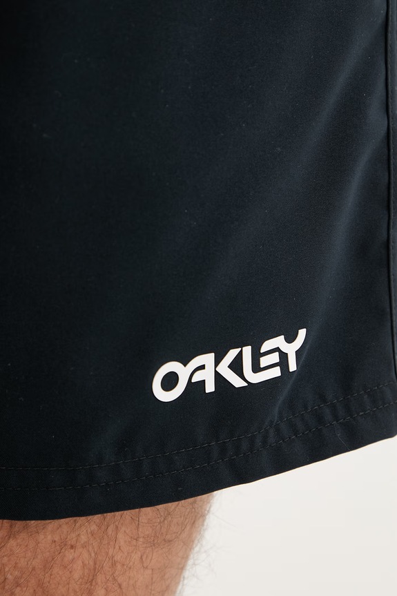 Oakley σορτς μαγιό Ανδρικά μαύρο FOA404310