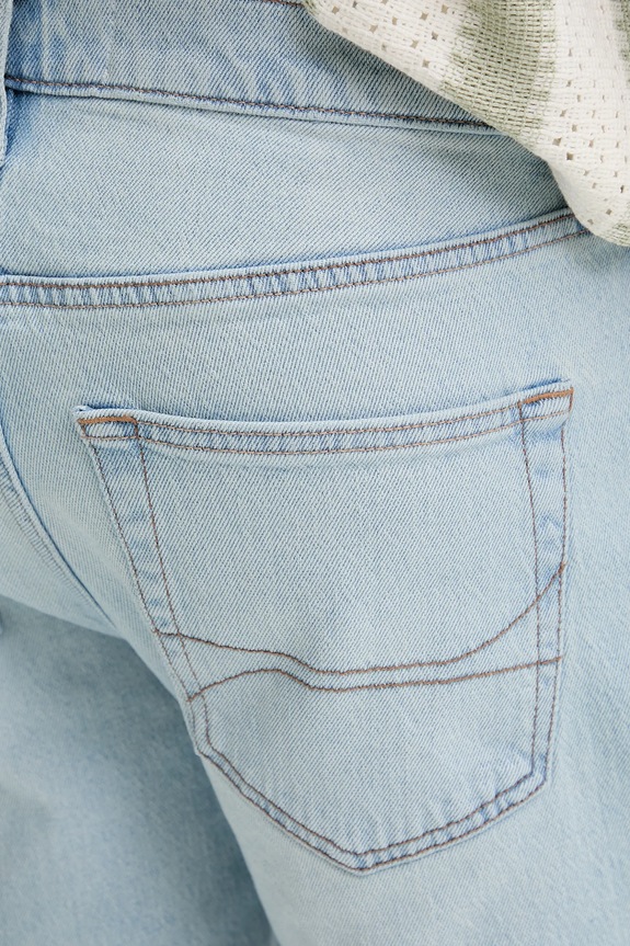 Hollister Co. szorty jeansowe niebieski KI328.5115.280