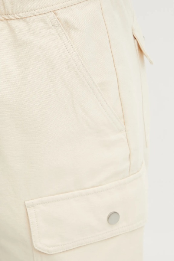 OAS pantaloni scurti din bumbac bej 5023.01