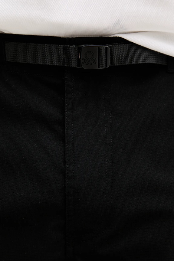 Kratke hlače United Colors of Benetton crna 4HKQU9012