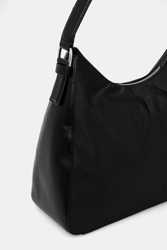 Akcesoria Calvin Klein torebka K60K613128 czarny