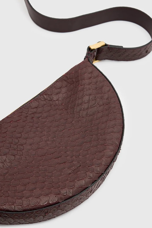 Kožená kabelka AllSaints HALFMOON SNAKE W387XB burgundské