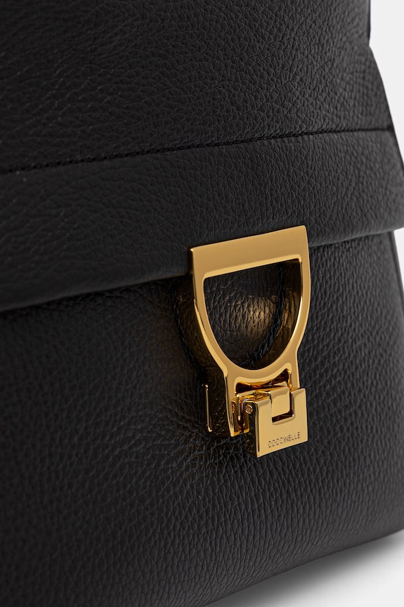 Δερμάτινη τσάντα Coccinelle μαύρο E1.SHA.58.01.01