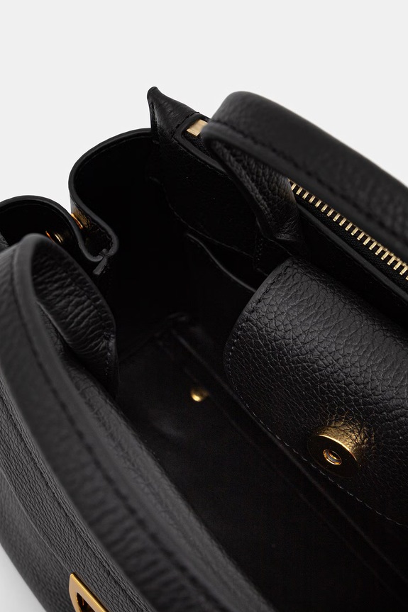 Δερμάτινη τσάντα Coccinelle E1.SHA.58.01.01 μαύρο