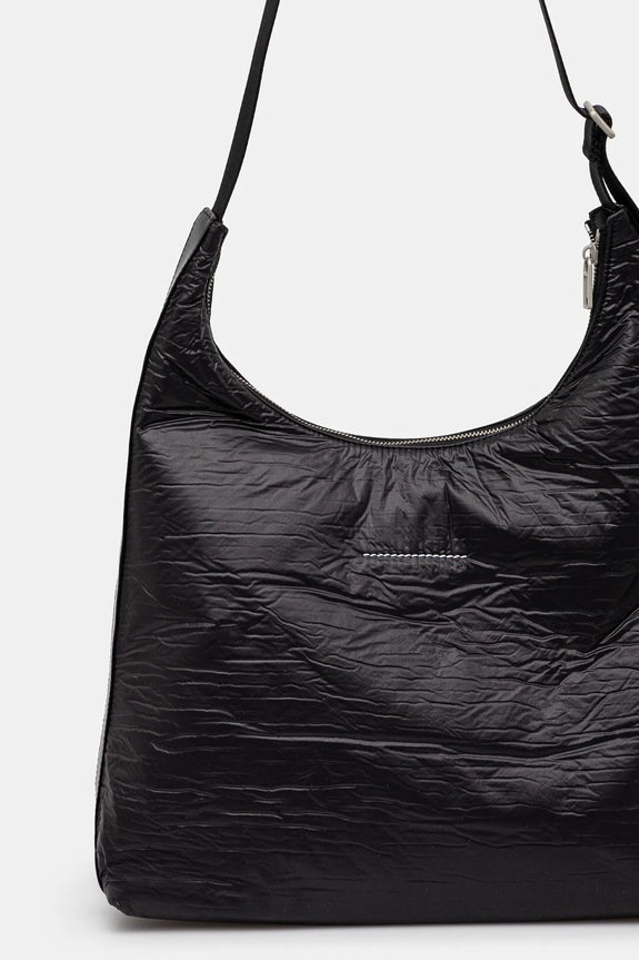 Αξεσουάρ Τσάντα MM6 Maison Margiela Crunched Nylon Bag SB5ZH0017 μαύρο