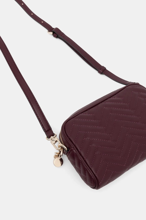 Doplňky Kabelka Guess ANNING HWQG95.08140 burgundské