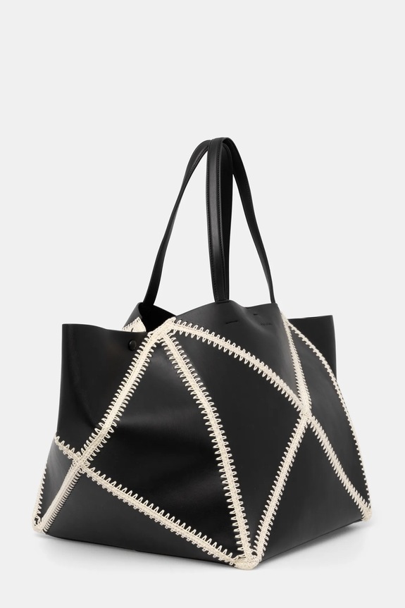 Nanushka torebka THEORIGAMITOTELARGE NW23CRBG02899 czarny SS25