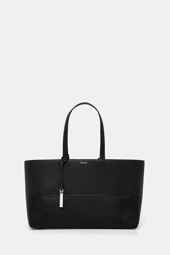 Calvin Klein torebka mieści A4 czarny K60K613011