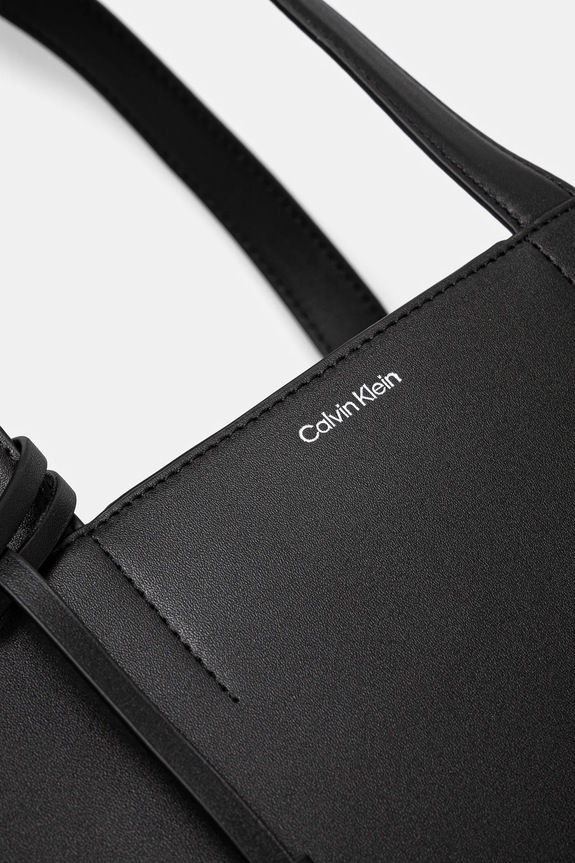 Calvin Klein torebka czarny K60K613011