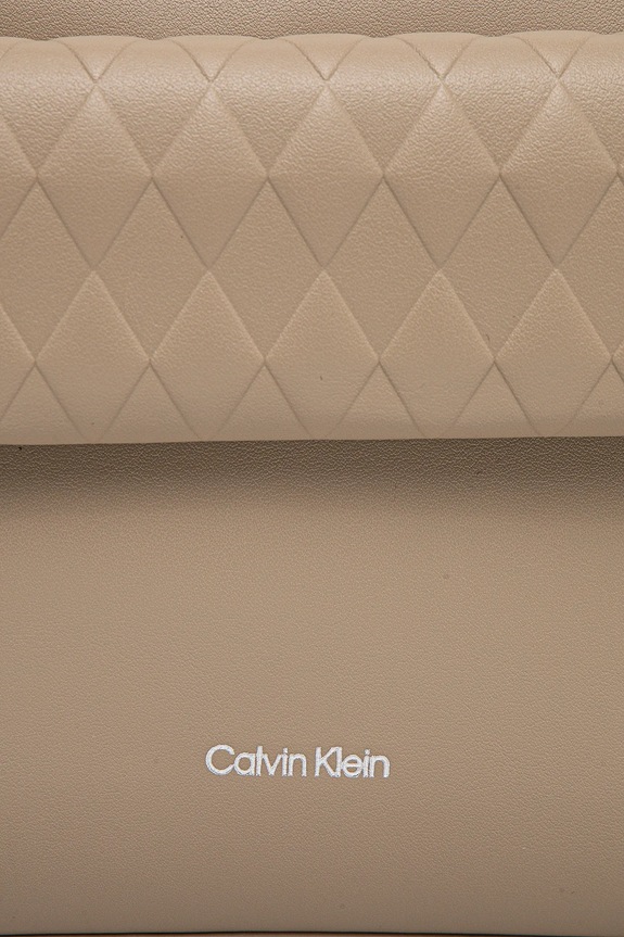 Τσάντα Calvin Klein μπεζ K60K613108