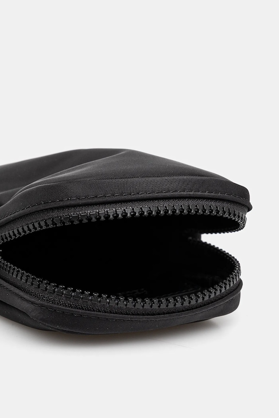 Malá taška Karl Lagerfeld Jeans A2W32004 čierna