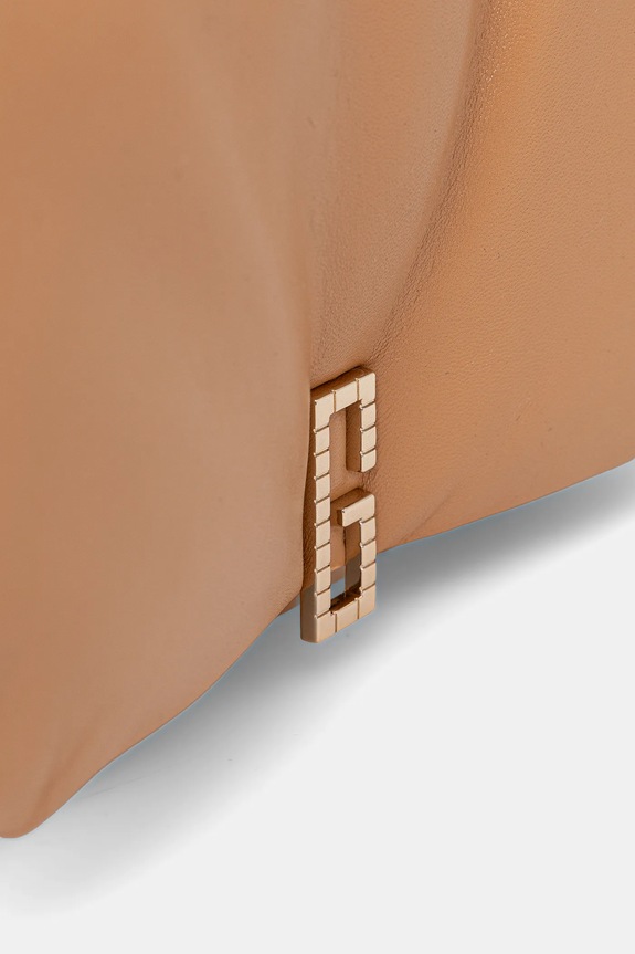 Δερμάτινη τσάντα Guess ALIZEE καφέ HWAZAA.L5215