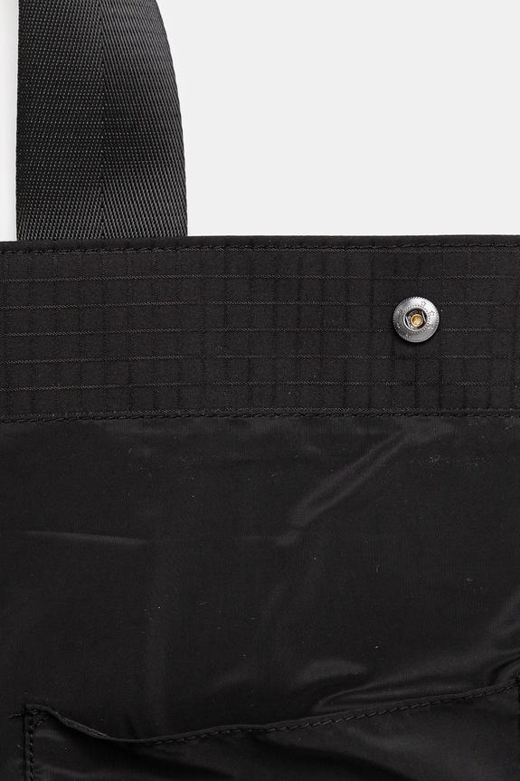 Torba P.E Nation Residency 251A137 crna