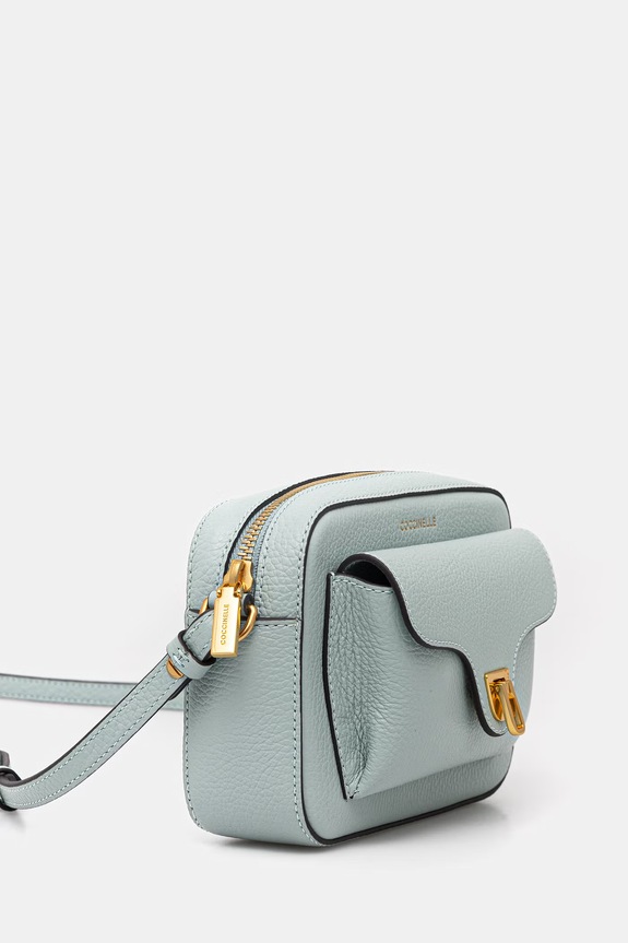 Coccinelle crossbody torba ženska kožna COCCINELLE BEAT SOFT MF6.55.04.01 tirkizna SS26