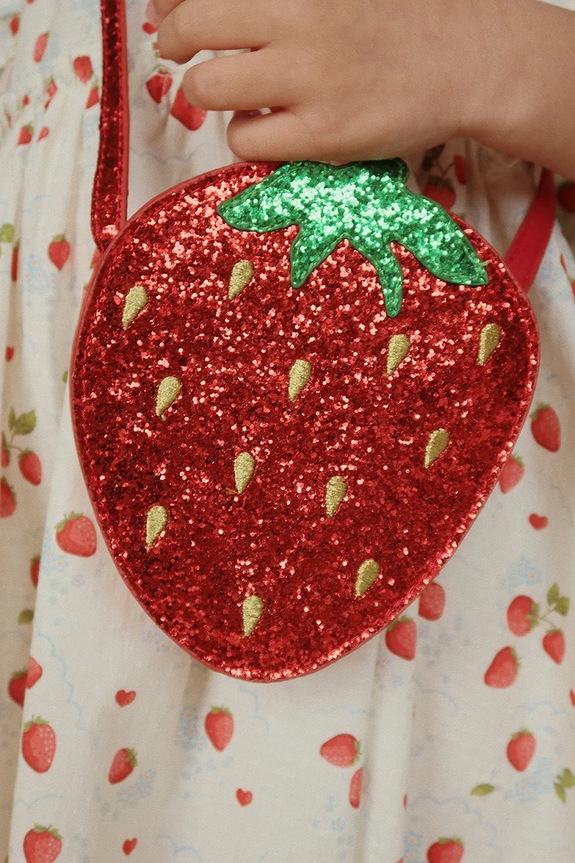 Konges Sløjd torebka dziecięca TUT STRAWBERRY SHOULDER BAG KS102388 czerwony