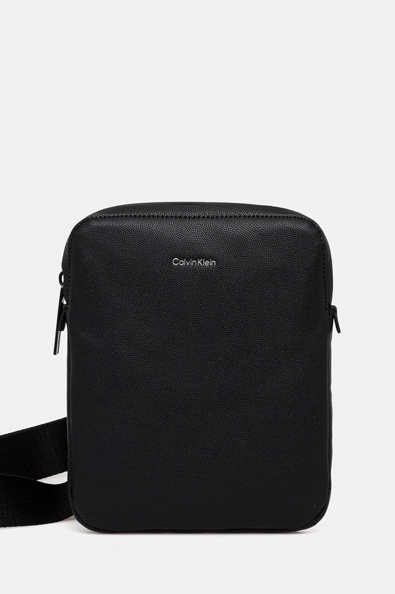 Ledvinka Calvin Klein nevejde se A4 černá K50K512767