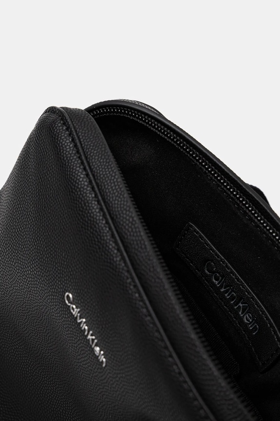 Ledvinka Calvin Klein K50K512767 černá