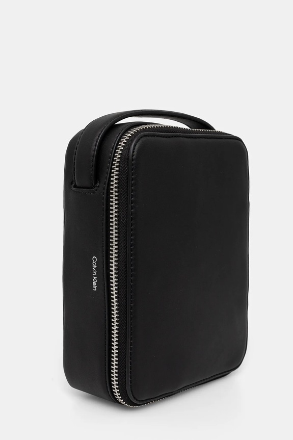 Kozmetična torbica Calvin Klein K50K512803 črna SS25
